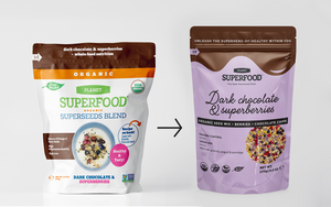 Sėklų mišinys su juoduoju šokoladu ir uogomis