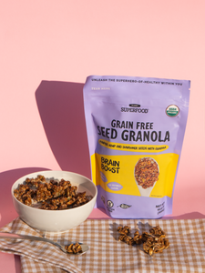 BRAIN BOOST SĖKLŲ GRANOLA: SŪRIOS KARAMELĖS SKONIO